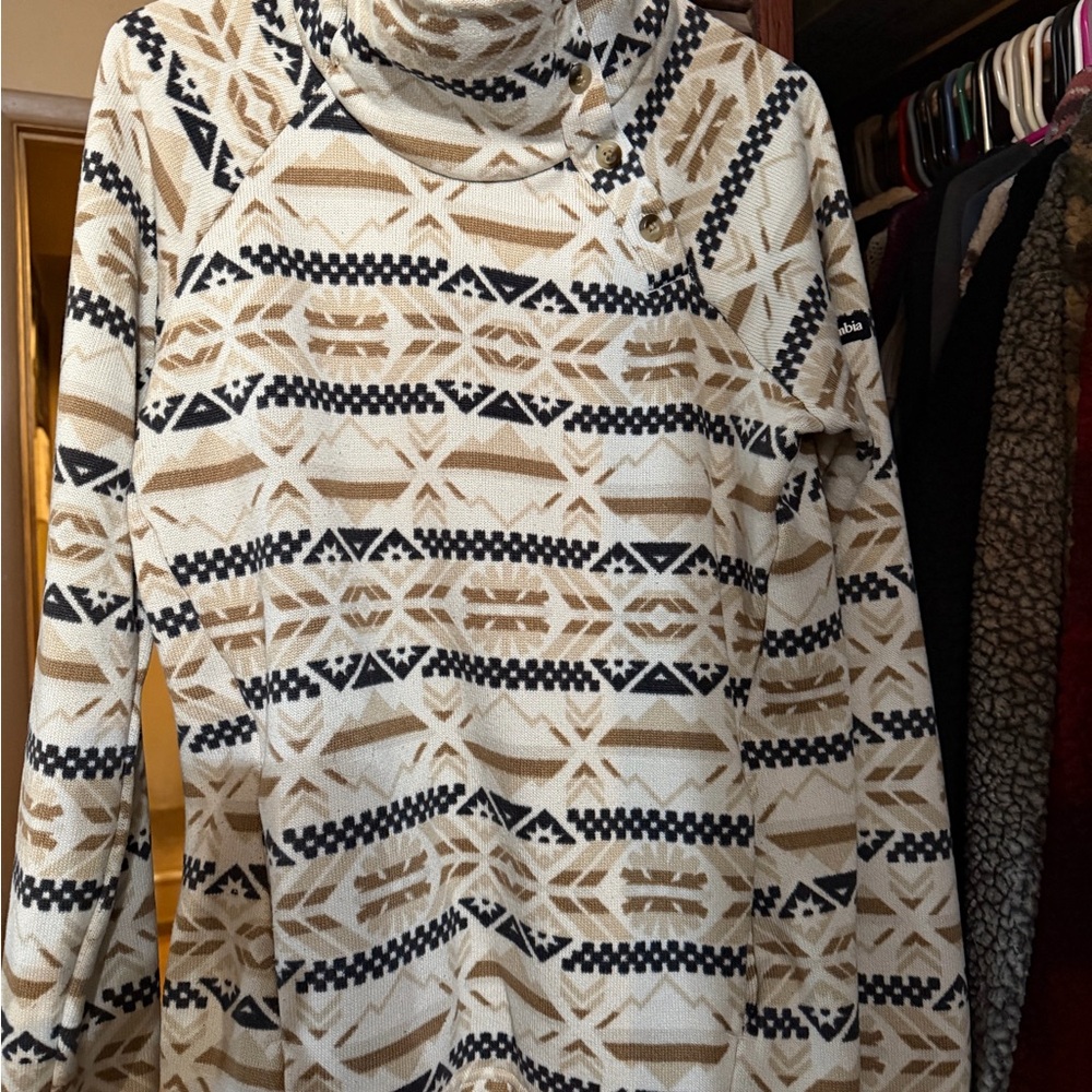 Columbia Cream and Black Geometric Turtleneck Sweater